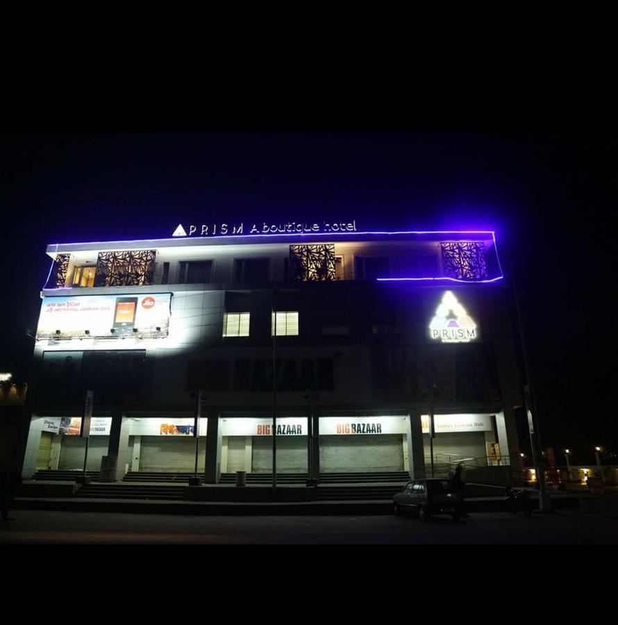 Prism A Boutique Hotel Jorhāt Zewnętrze zdjęcie