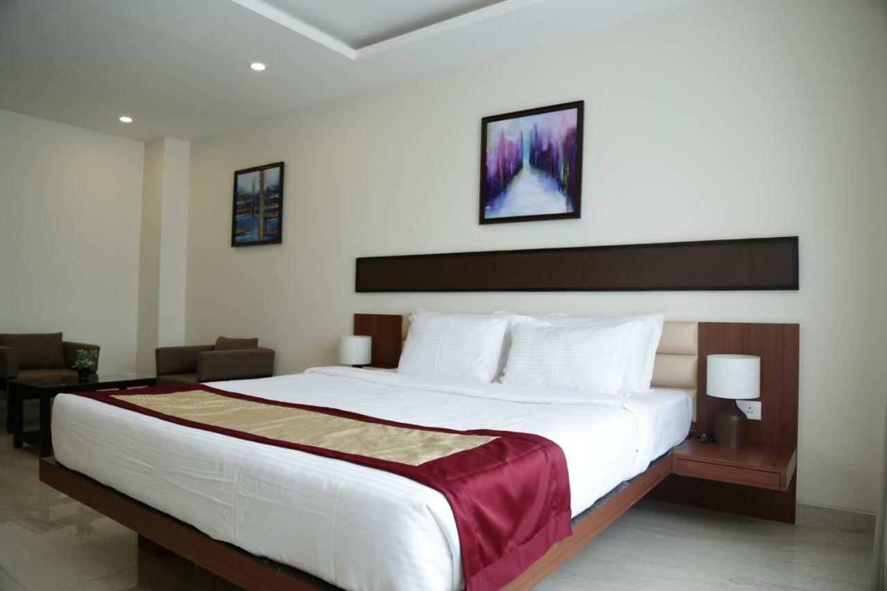 Prism A Boutique Hotel Jorhāt Zewnętrze zdjęcie