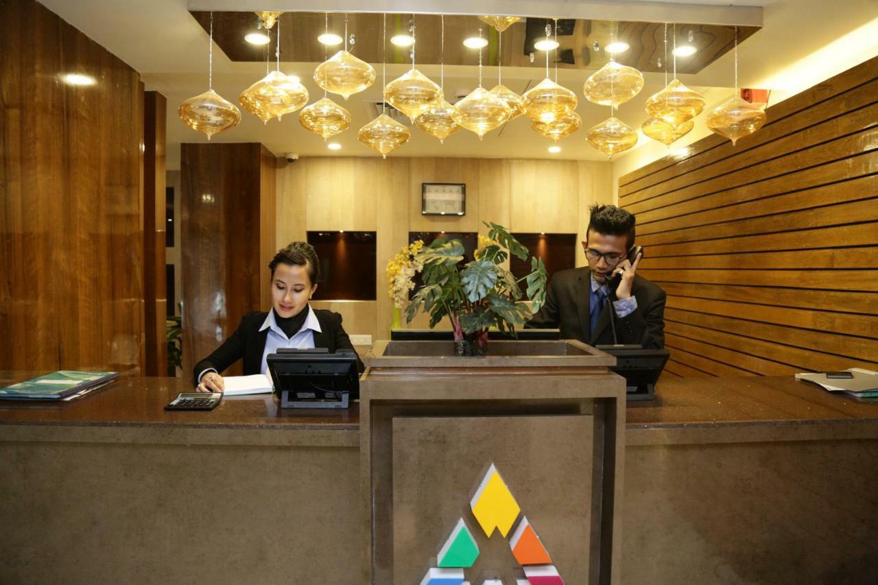 Prism A Boutique Hotel Jorhāt Zewnętrze zdjęcie